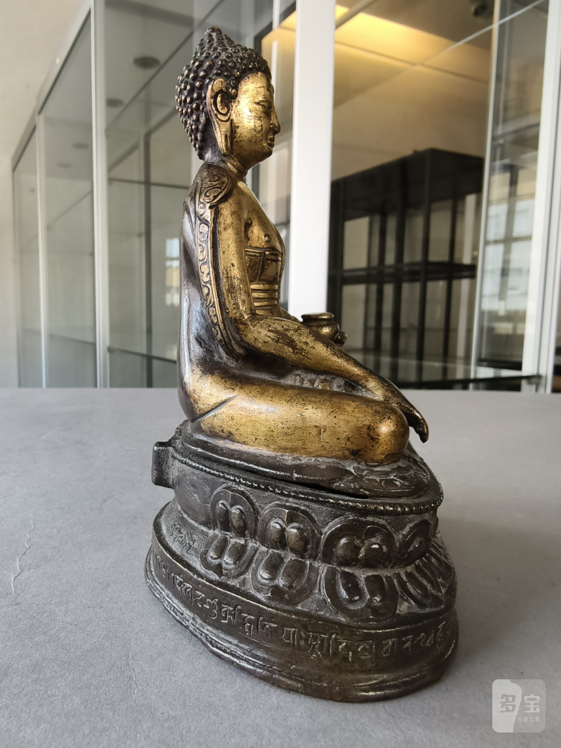 A GILT-COPPER FIGURE OF BUDDHA SHAKYAMUNI - 图19